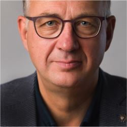 Mr Martin Dubbeling