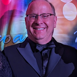  Mark Strang
