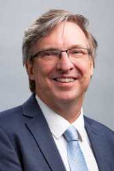  Marcio Weichert