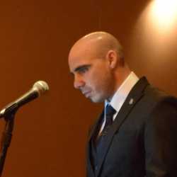  Luis Sierra