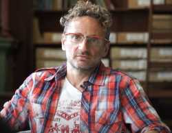 Emmanuel Nicolás Kahan