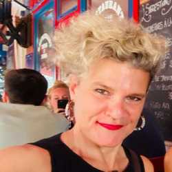  Anouk  Guiné 