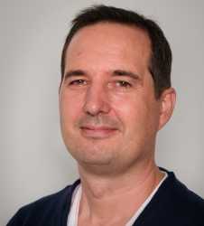  Oliver Kühschelm