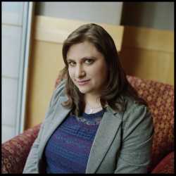  Samantha Lakin