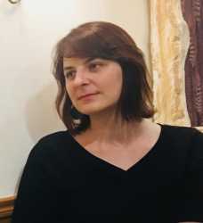  Caroline D. Laurent
