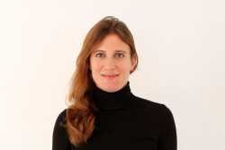  Aline Sierp