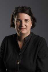  Silke  Arnold-de Simine