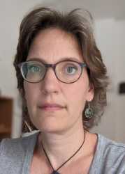  Eva-Clarita Pettai