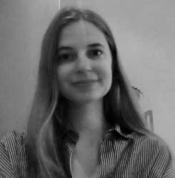  Anna Khlusova