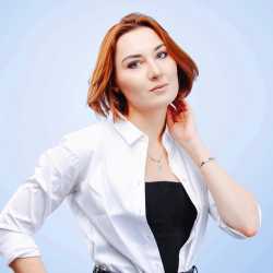  Anna Uvarova