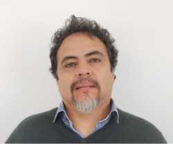 Dr. Luis Camilo Kunstek Salinas