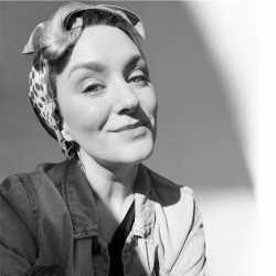  Therese Forland
